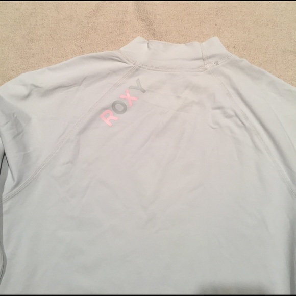 Roxy Rash Guard - Picture 2 of 2