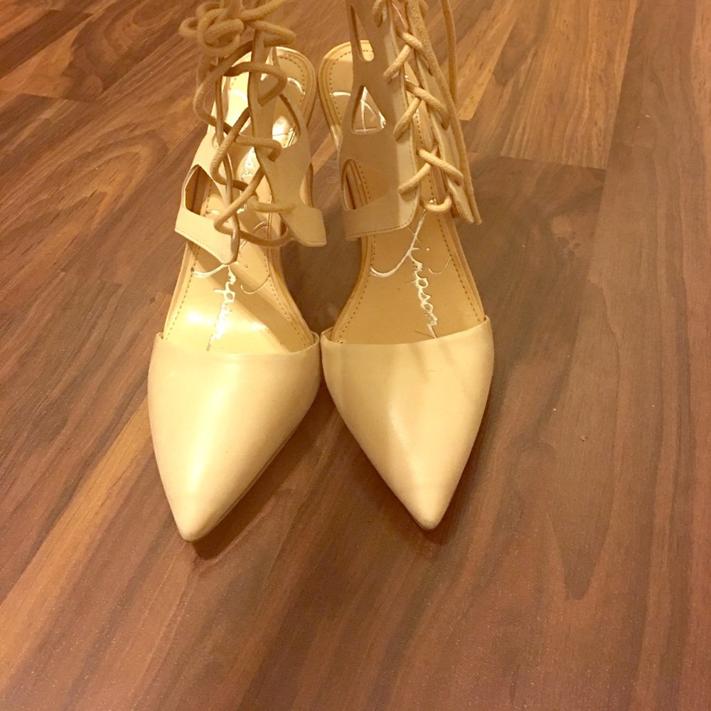Jessica Simpson heels! ( NWOT)