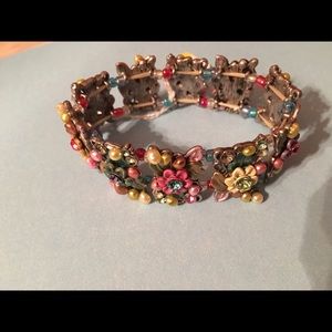 Stretch flower bracelet