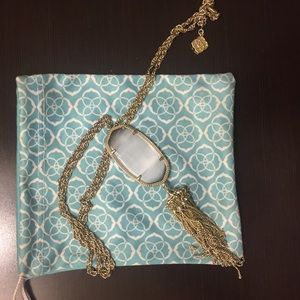Must Have Kendra Scott Rayne Necklace!!