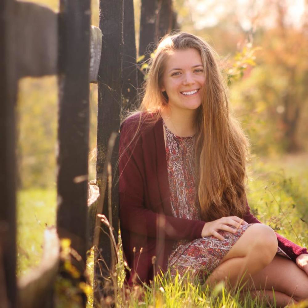 Meet your Posher, Emily