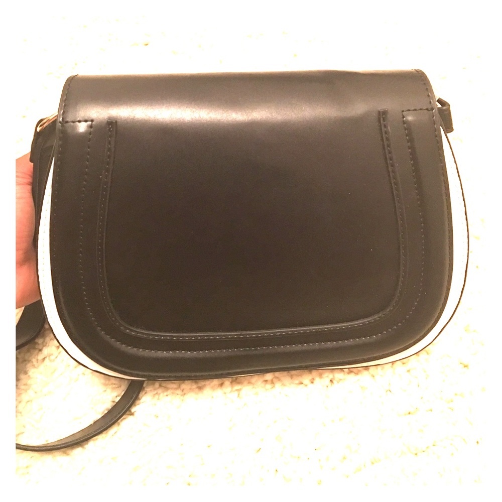 Black and white clutch purse
