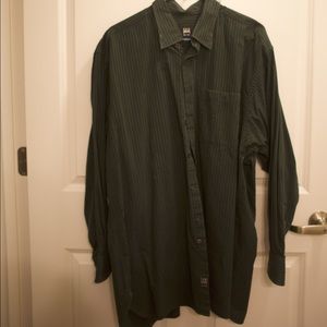 IKE BEHAR sport shirt.