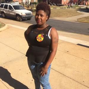 Meet your Posher, Esha