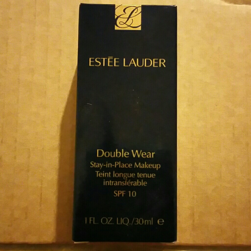 Estee Lauder Double Wear Foundation