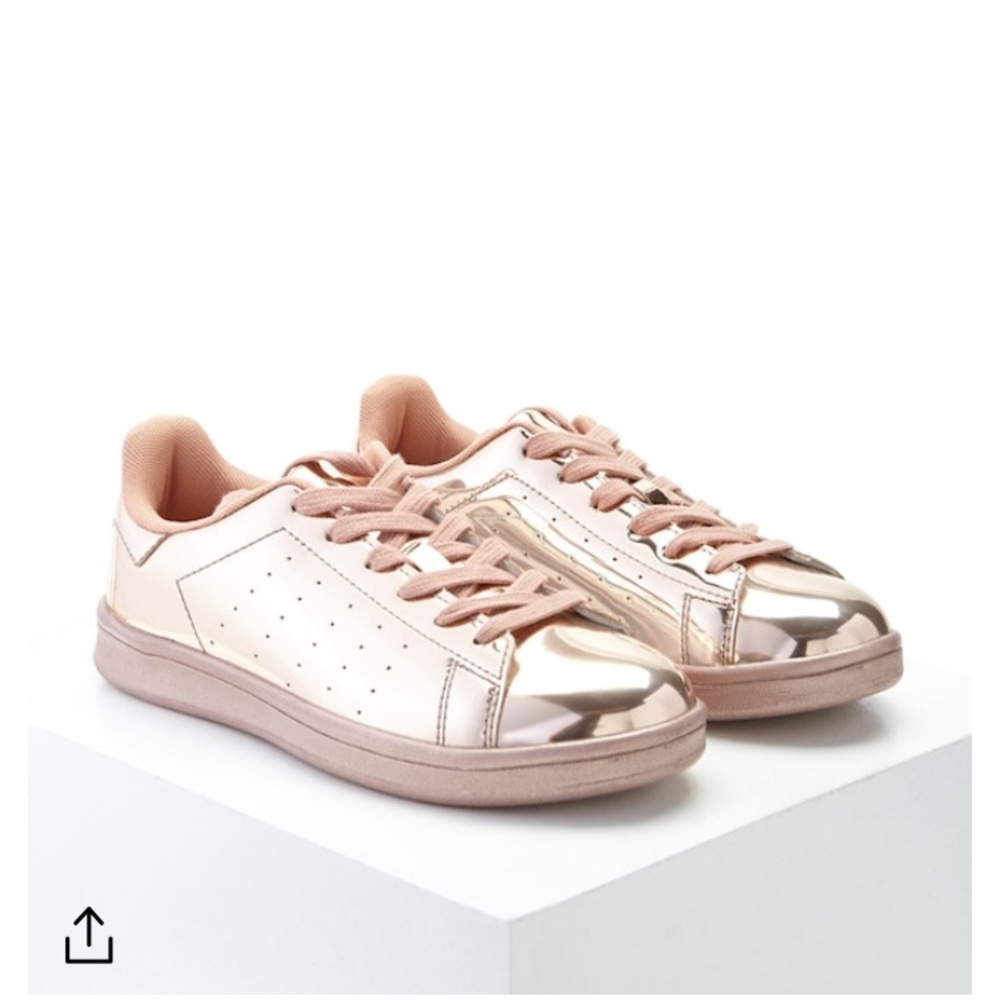 NIB forever 21 metallic rose gold sneakers-7 - Picture 1 of 5