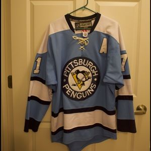 Authentic Penguins Reebok jersey with hockey ties