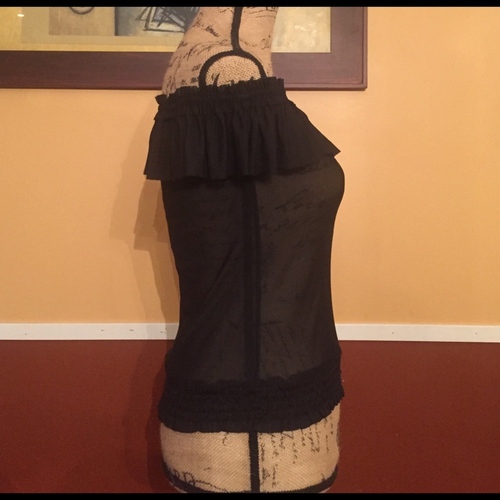 off shoulder top - Picture 2 of 3