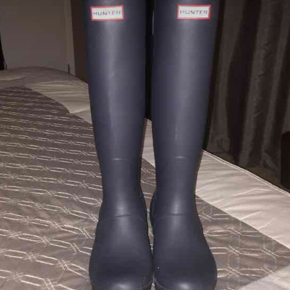 Hunter *like new* rain boots!