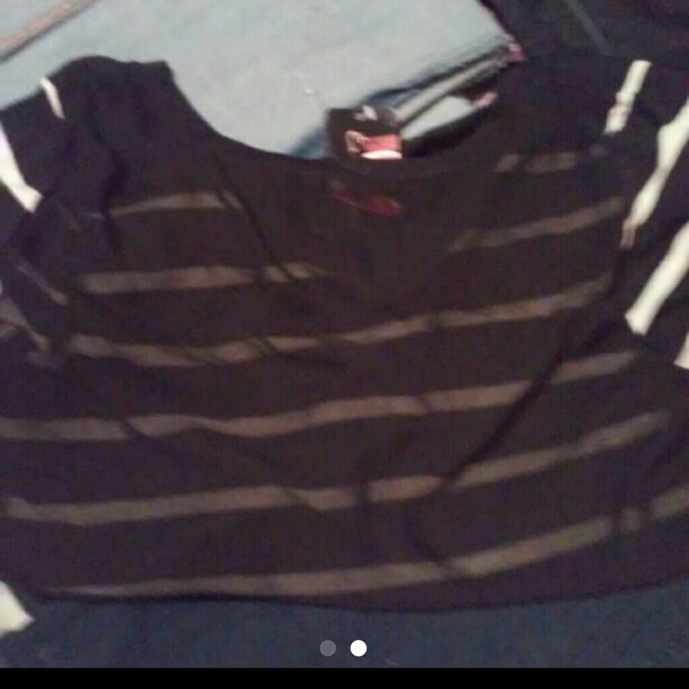 Striped top - Picture 2 of 2