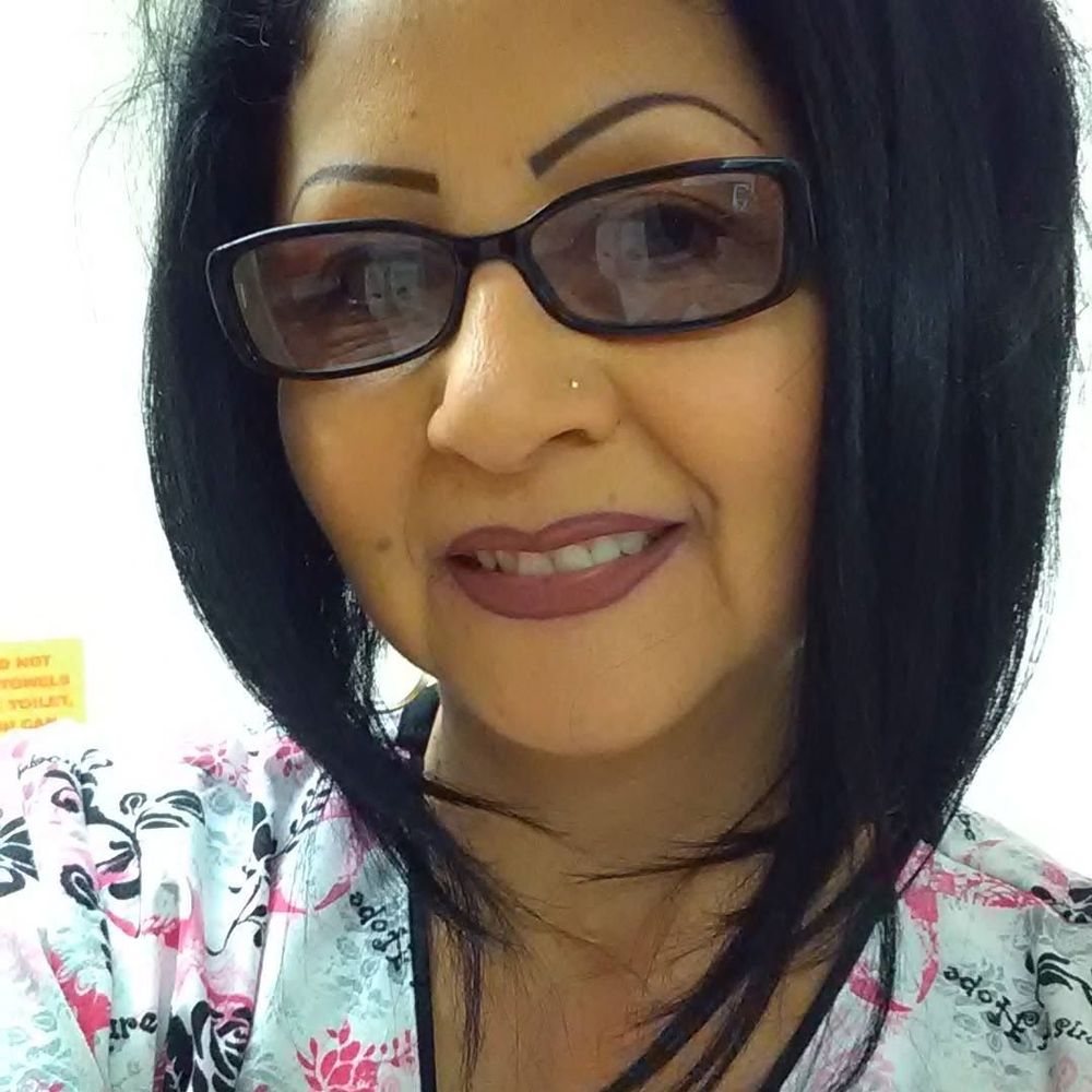 Meet your Posher, Leticia