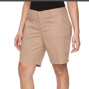 NWT Women's Plus Size Gloria Vanderbilt Latte