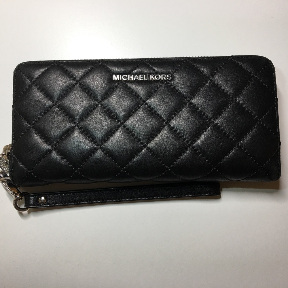 Authentic Michael Kors Continental Wallet