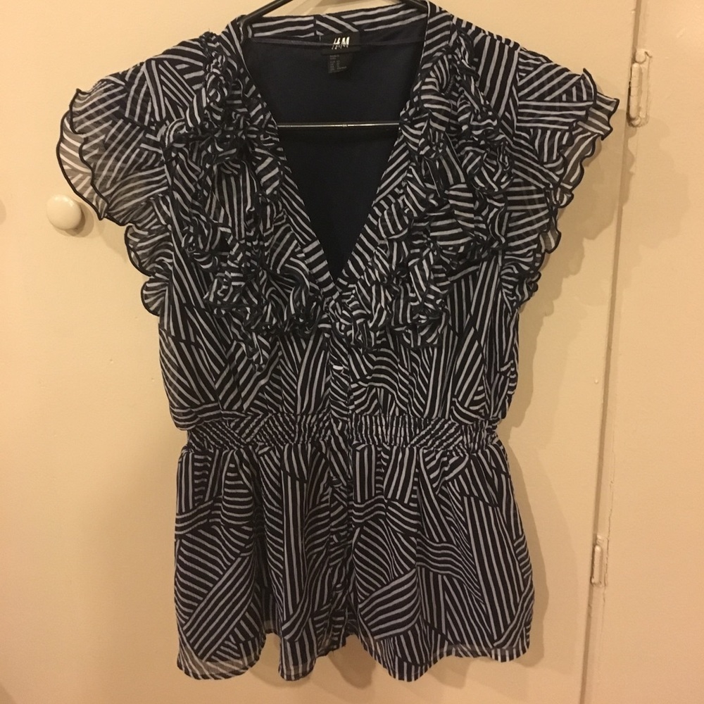 H&M Sleeveless Blouse
