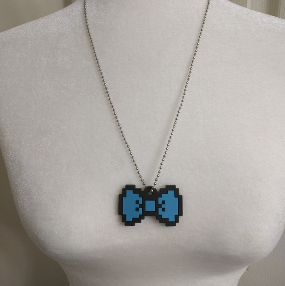 Side Quest Necklace NWOT - Picture 3 of 3