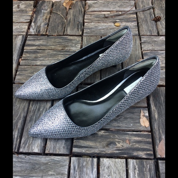 Cole Haan Glitter Bradshaw Pump - Picture 2 of 4