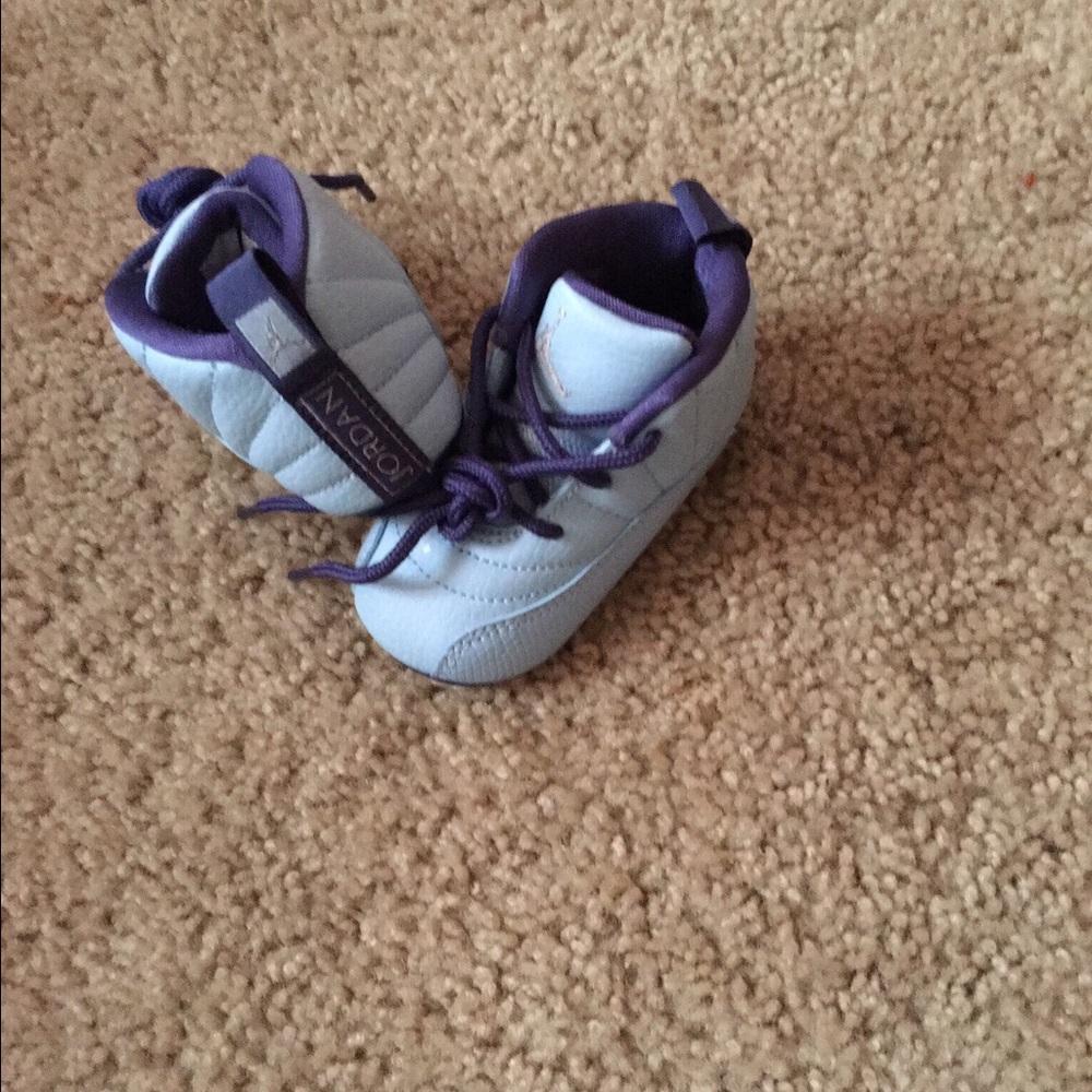 Infant Jordan 12 shoes