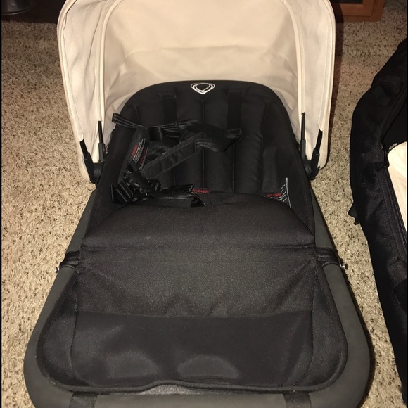 Bugaboo camelion stroller and bassinet! - Picture 2 of 8