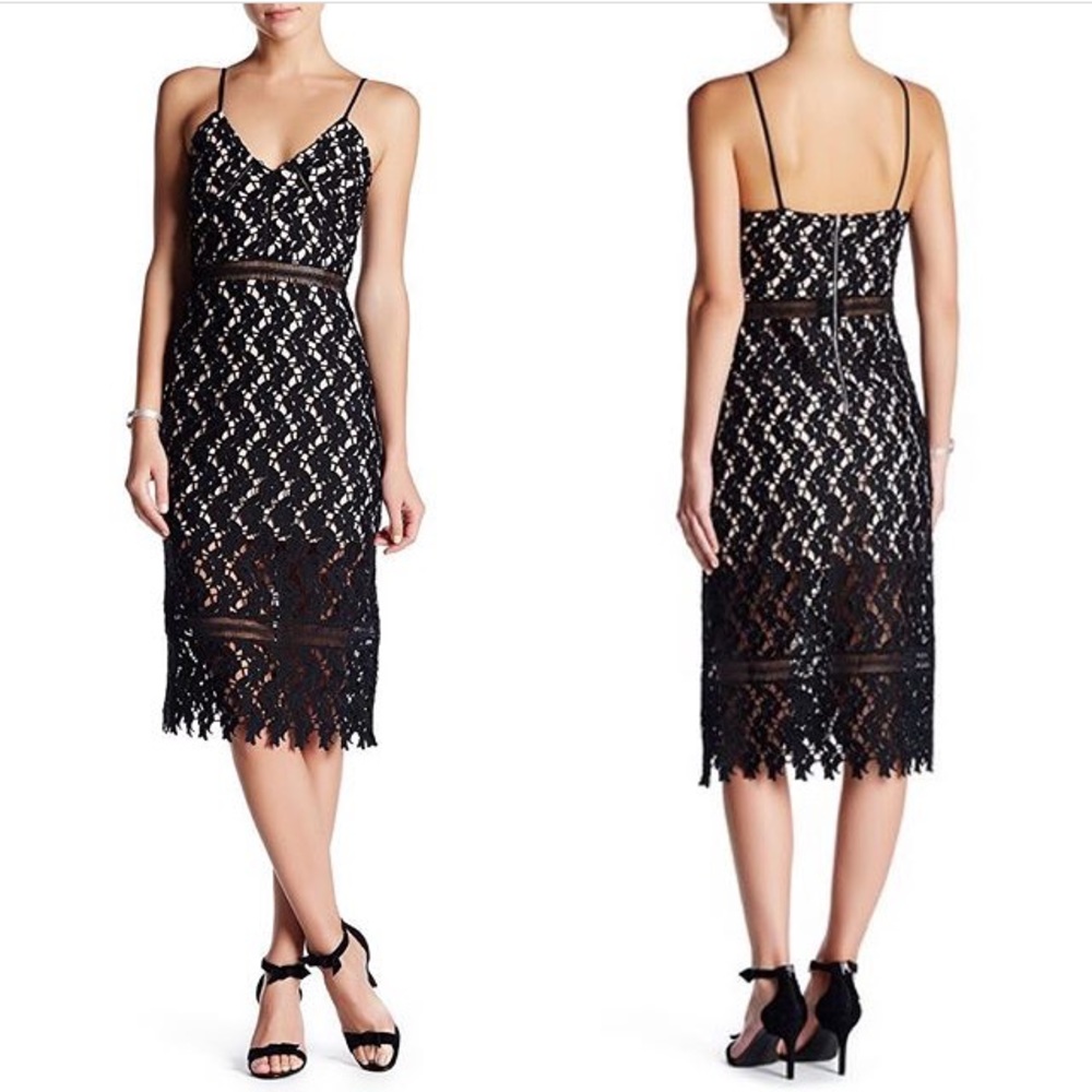 Endless rose lace dress