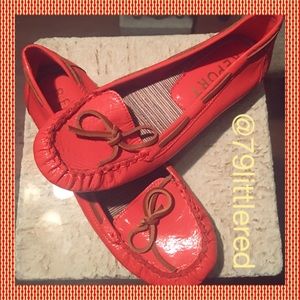 👱🏻‍♀️ Gorgeous Coral Report