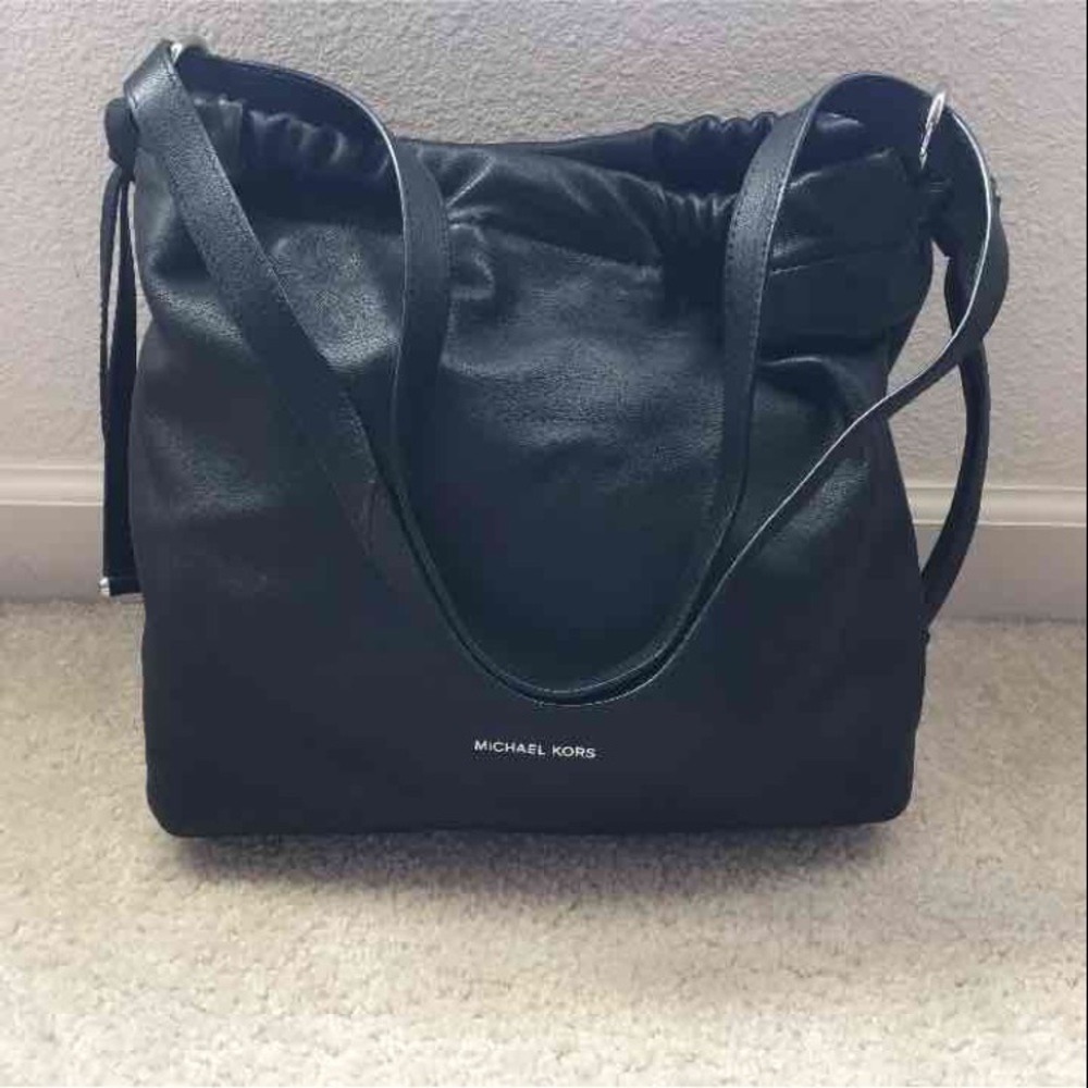 Michael kors handbag 👜