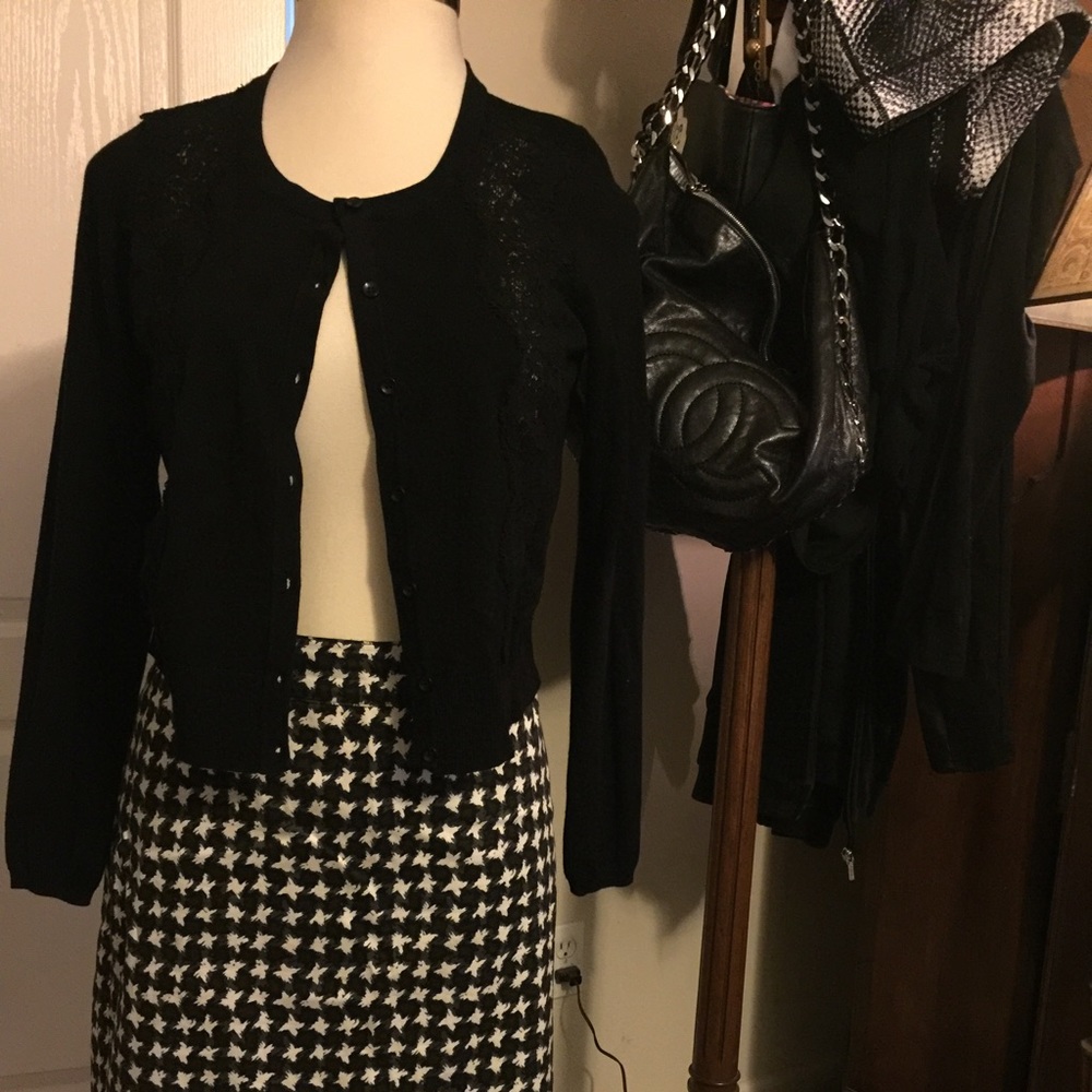 Torrid adorable blk lace paneled cardigan 00(10)