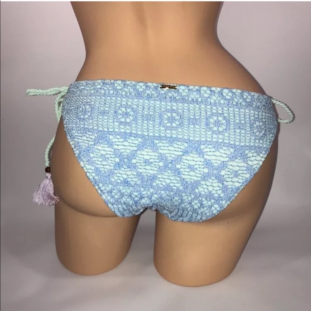 Victoria's Secret crochet Side Tie Bikini Bottom - Picture 3 of 7