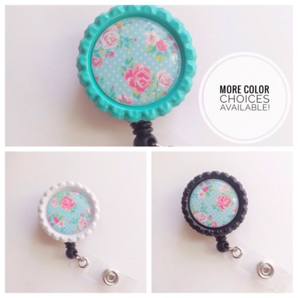 Shabby Chic Floral Retractable Badge Reel - Picture 2 of 4