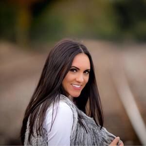 Meet your Posher, Jillian