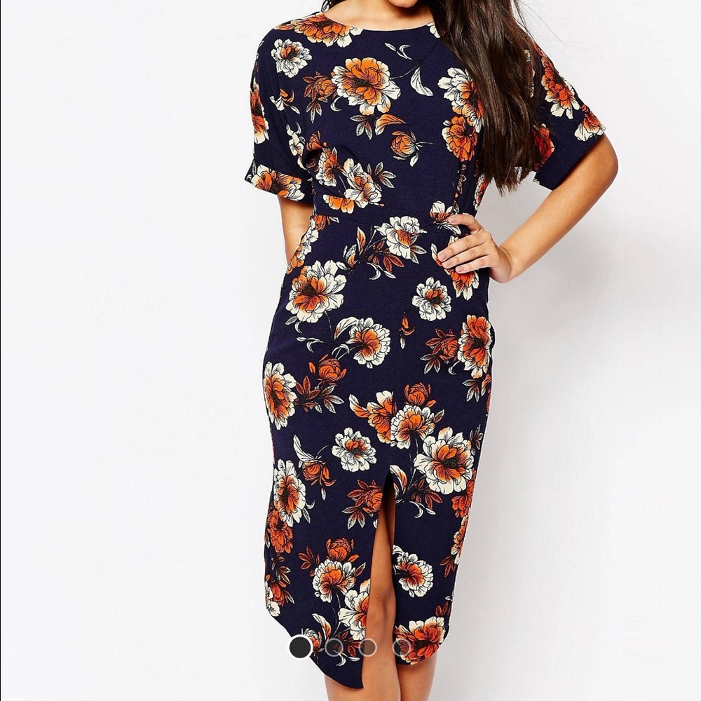 Front split wiggle dress