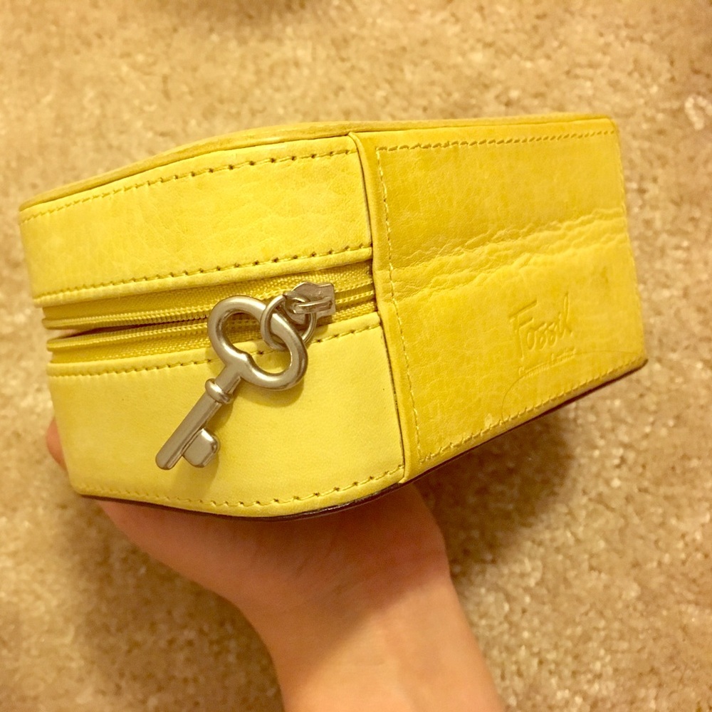 Foosil Yellow little wallet