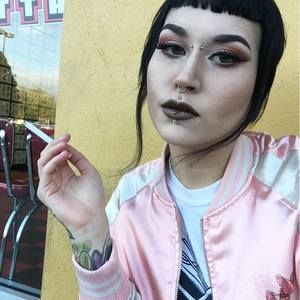 Meet your Posher, Destiny