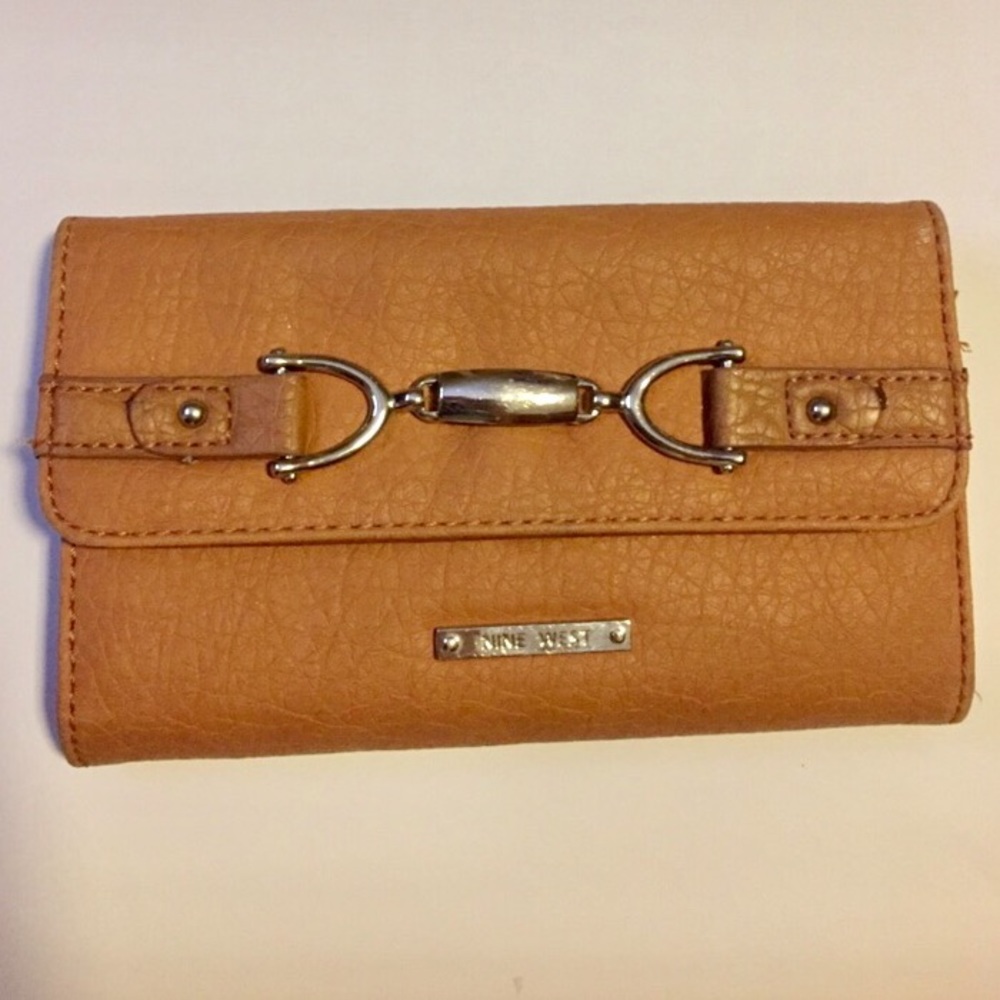 NineWest Wallet