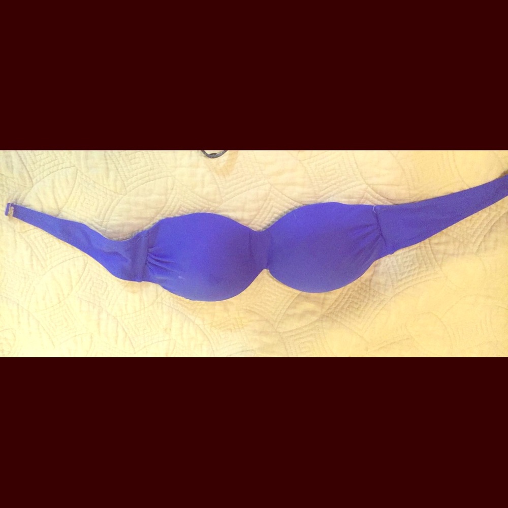 Push-up bikini top // M