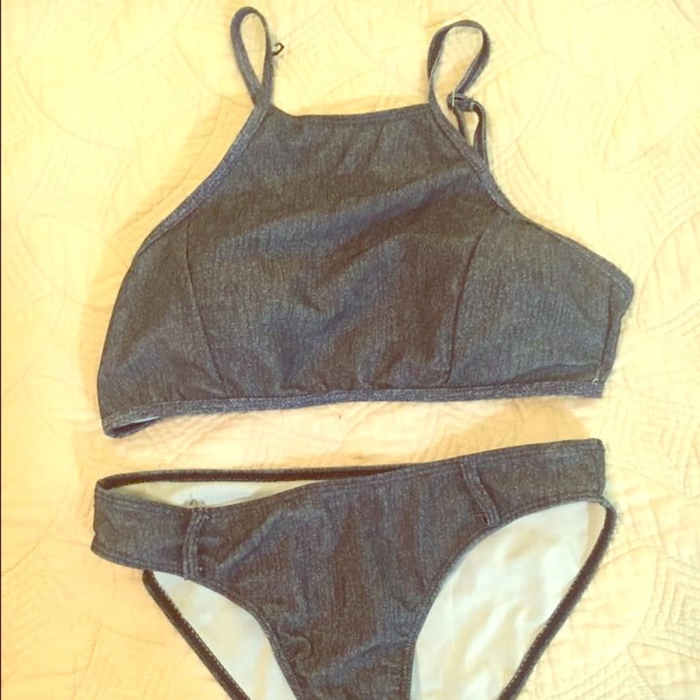NWT bikini set // Medium