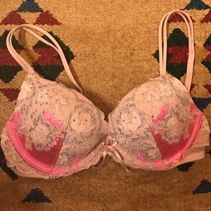 Victoria Secret Very Sexy Push Up Bra 32B