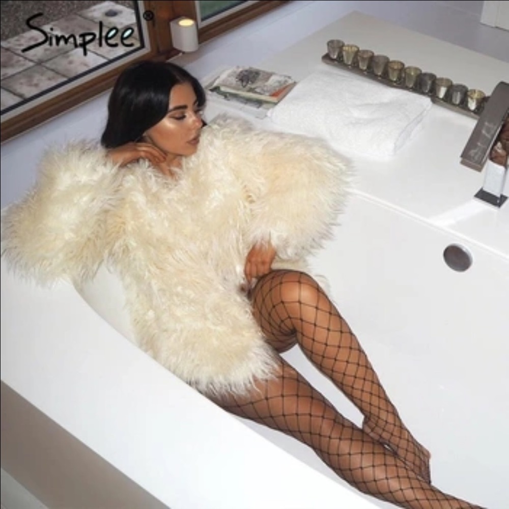 NEW IN‼️ "all the way up" FISHNET TIGHTS - Picture 3 of 6