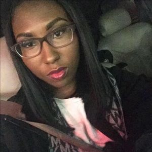 Meet your Posher, Destiny