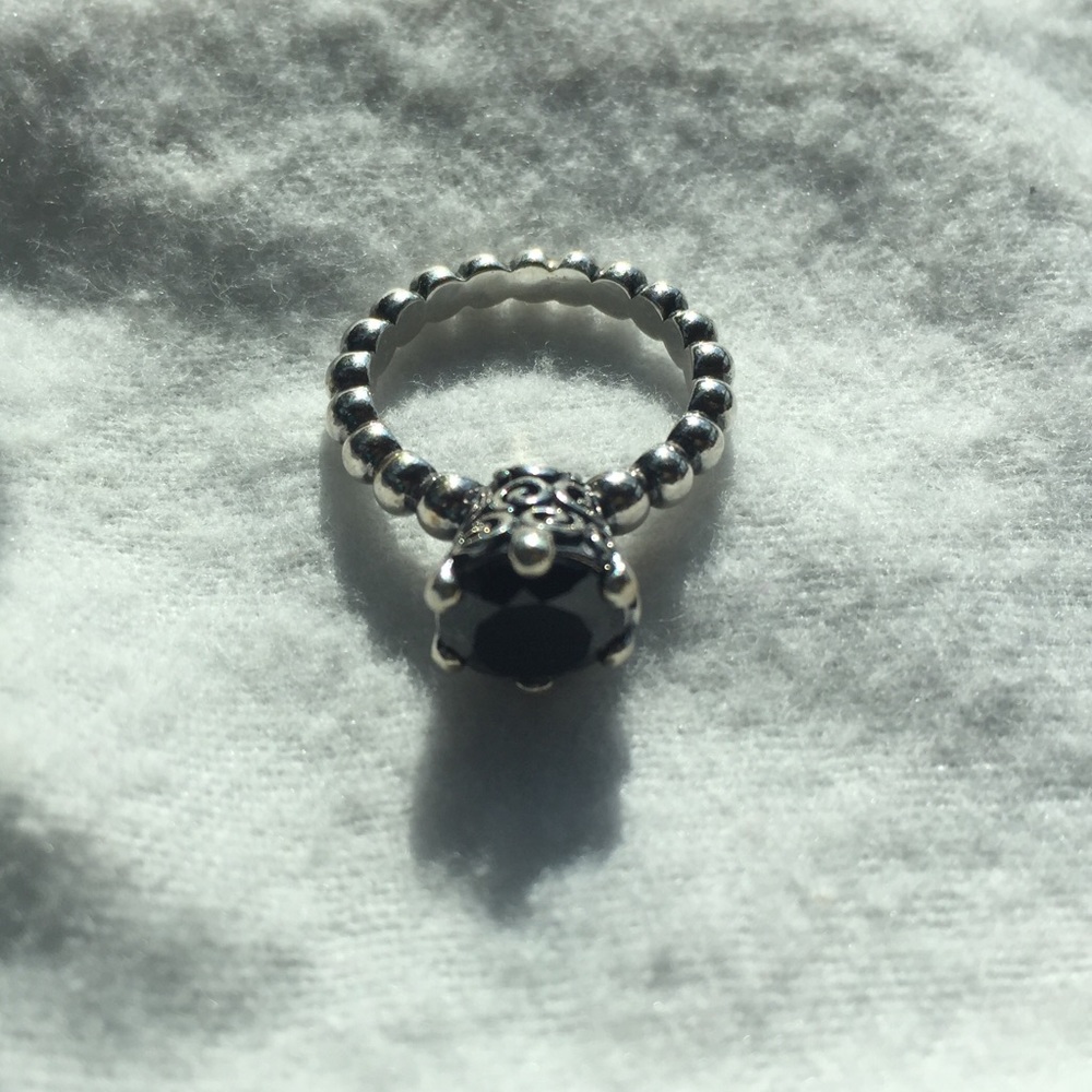 Pandora ring
