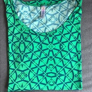 Lularoe Classic Tee