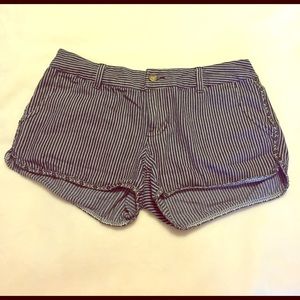Roxy shorts