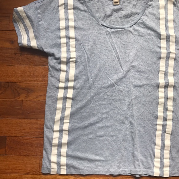 J. Crew blue baseball t shirt. Size small - Picture 4 of 5