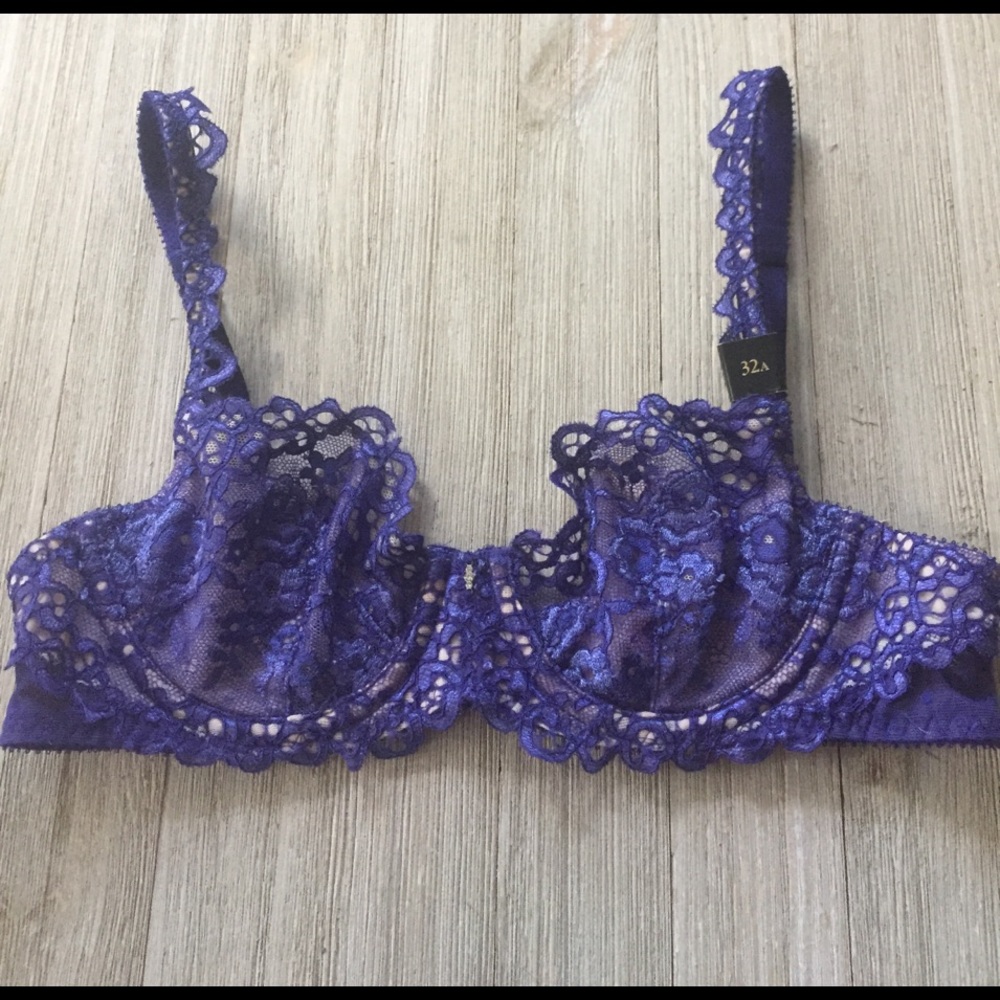 New! 32A Victoria's Secret unlined bra - Picture 2 of 4