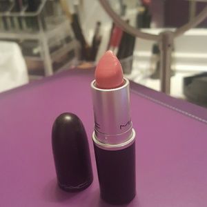 MAC Lustre lipstick/ used 2 times/