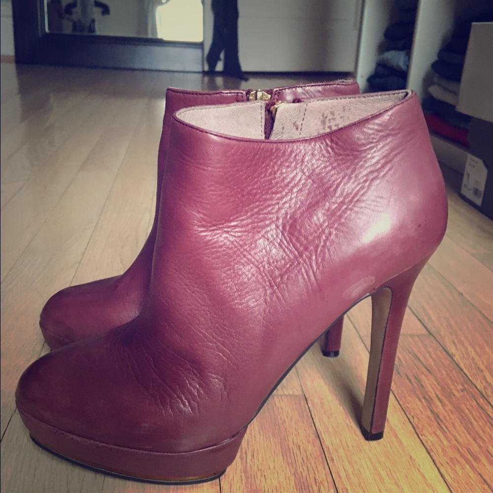 Vince camuto booties