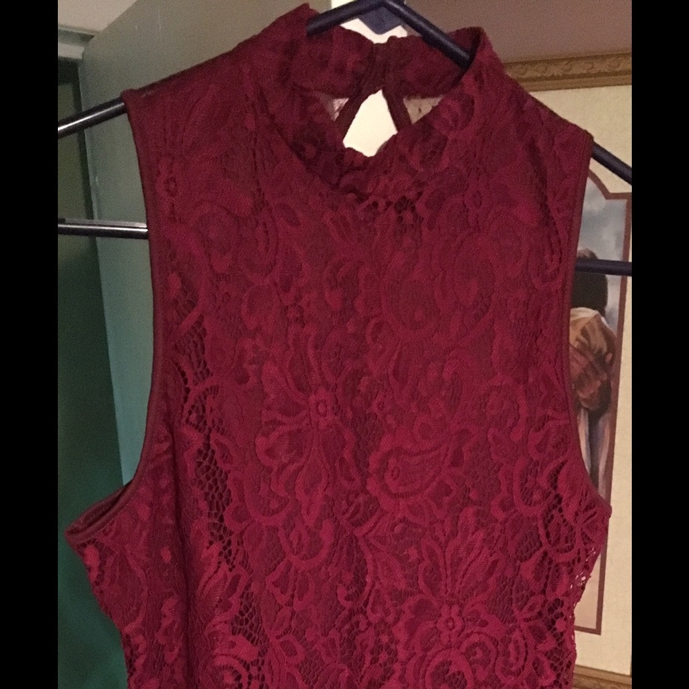 Beautiful new burgundy top