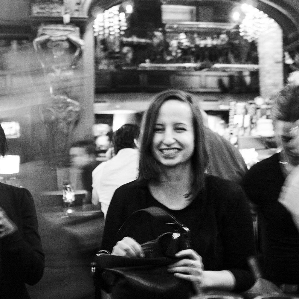 Meet your Posher, Laura