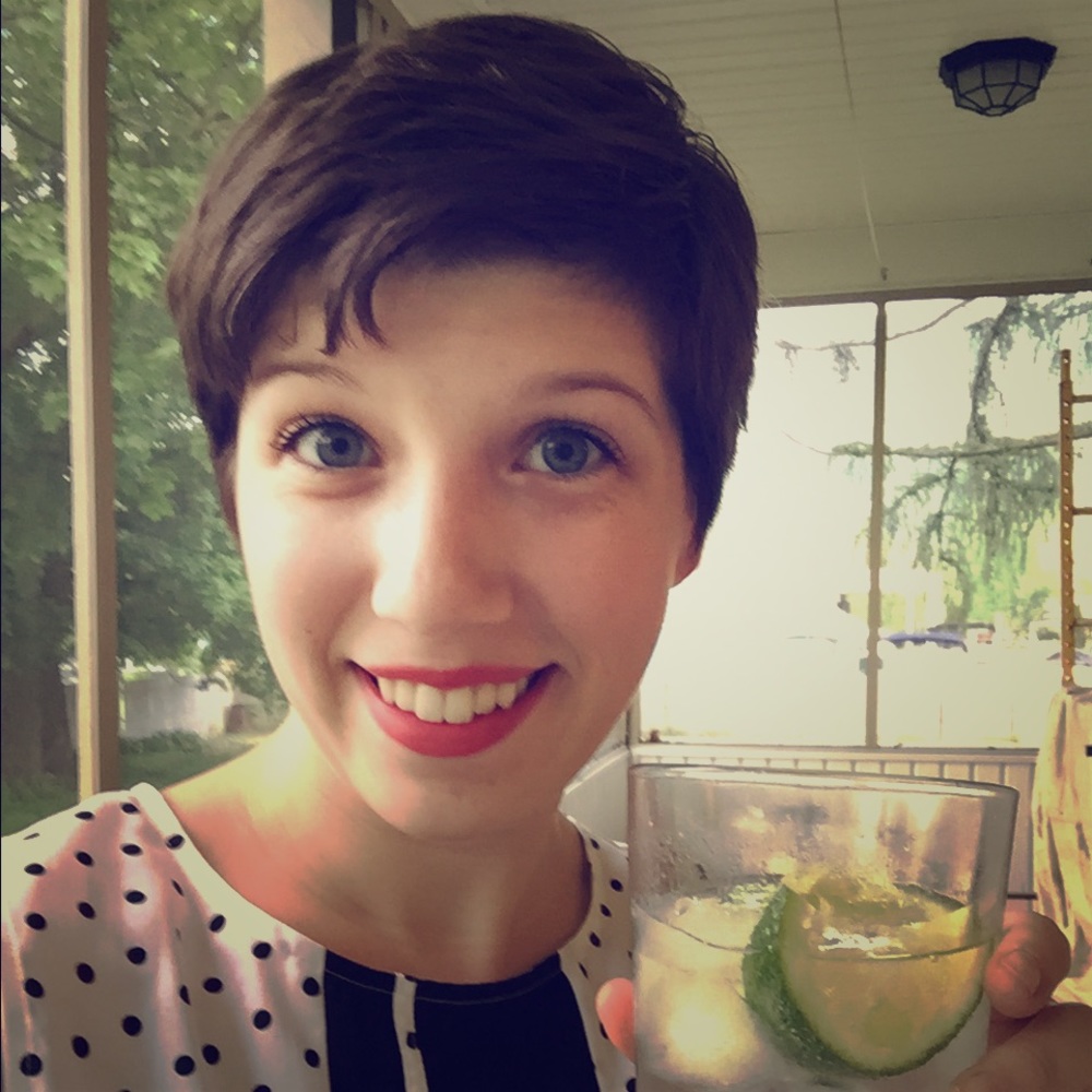 Meet your Posher, Carla