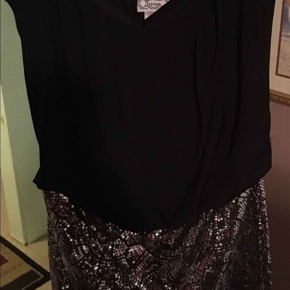Mini dress, black tank top and sparkly bottom