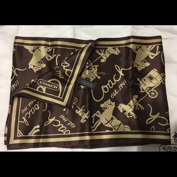 Authentic Coach Scarf - Picture 4 of 6